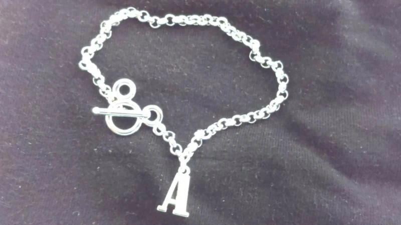 New Disney letter A children's novelty bracelet Gift Idea – photo 2